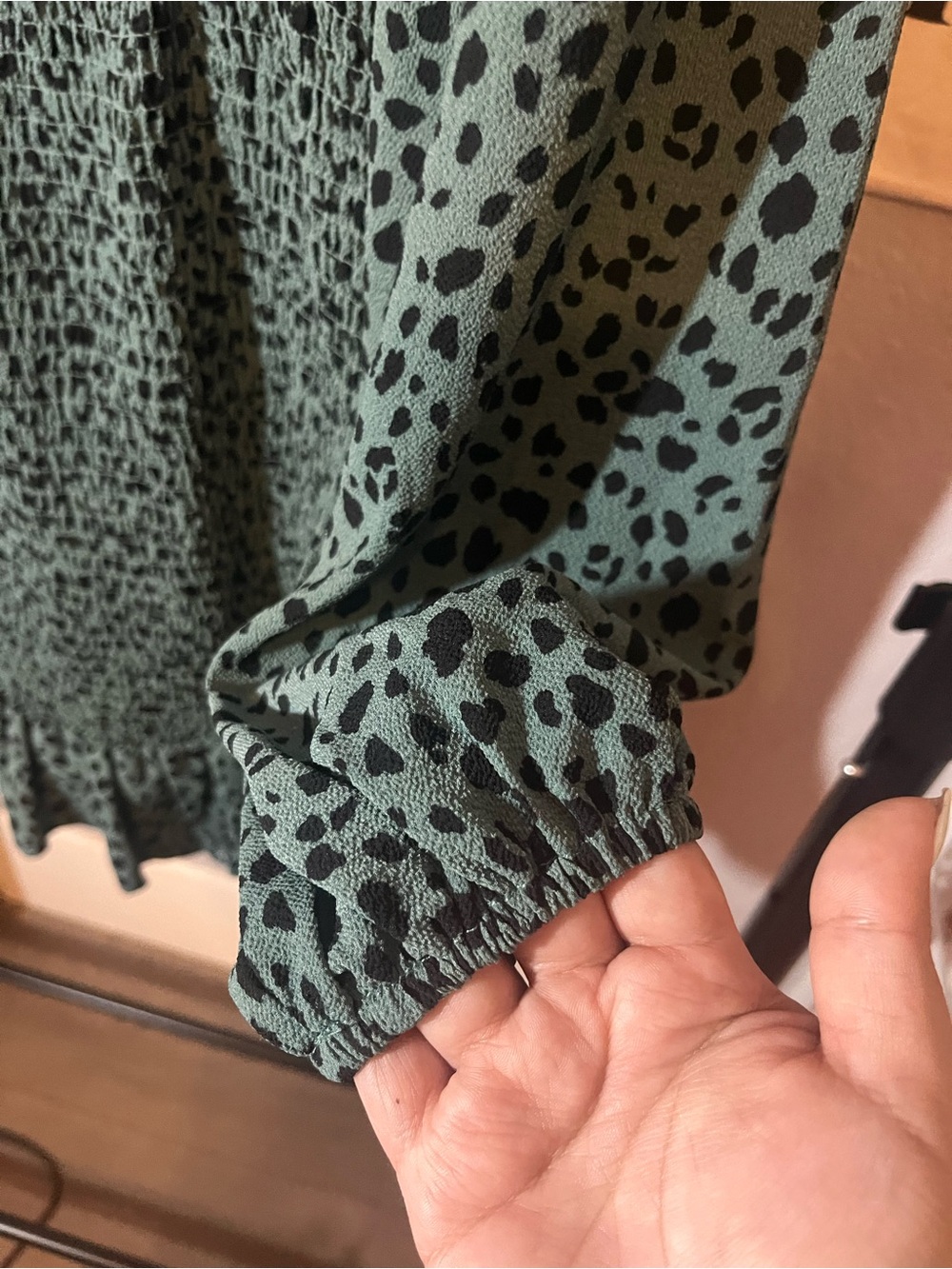 Allison & Kelly Sage Green Animal Print Smocked Mini Dress Women’s Medium - Picture 3 of 5